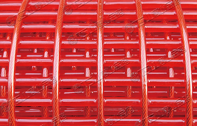 篩分設(shè)備選用聚氨酯篩網(wǎng)，高耐磨、壽命長