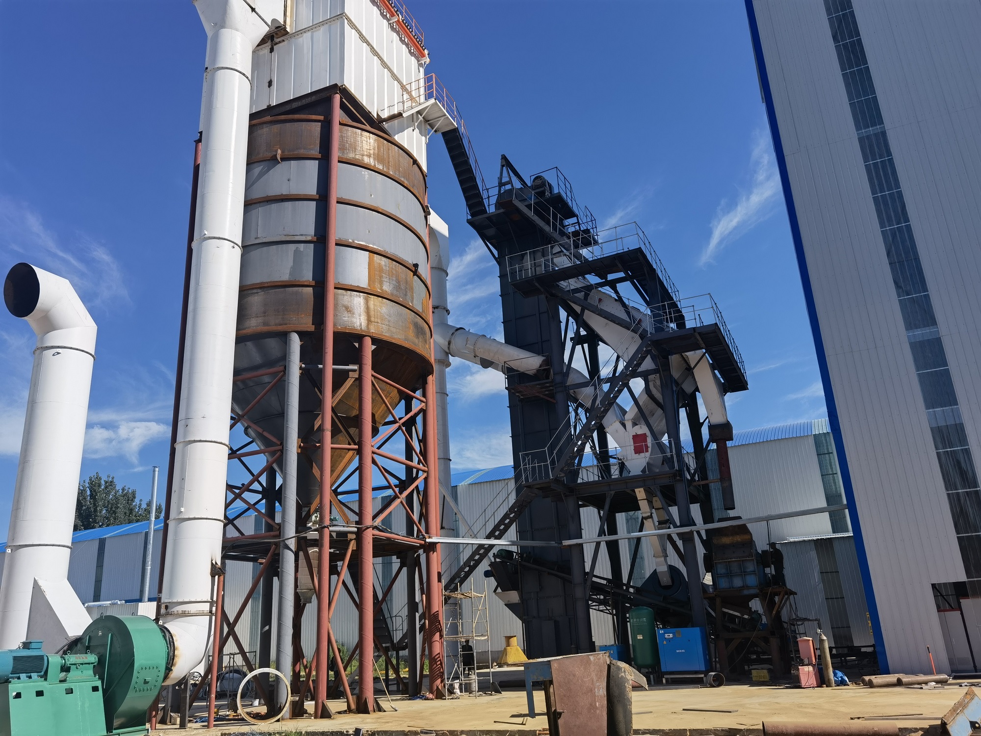多項(xiàng)重大基建項(xiàng)目開工，制砂樓助力砂石供給！