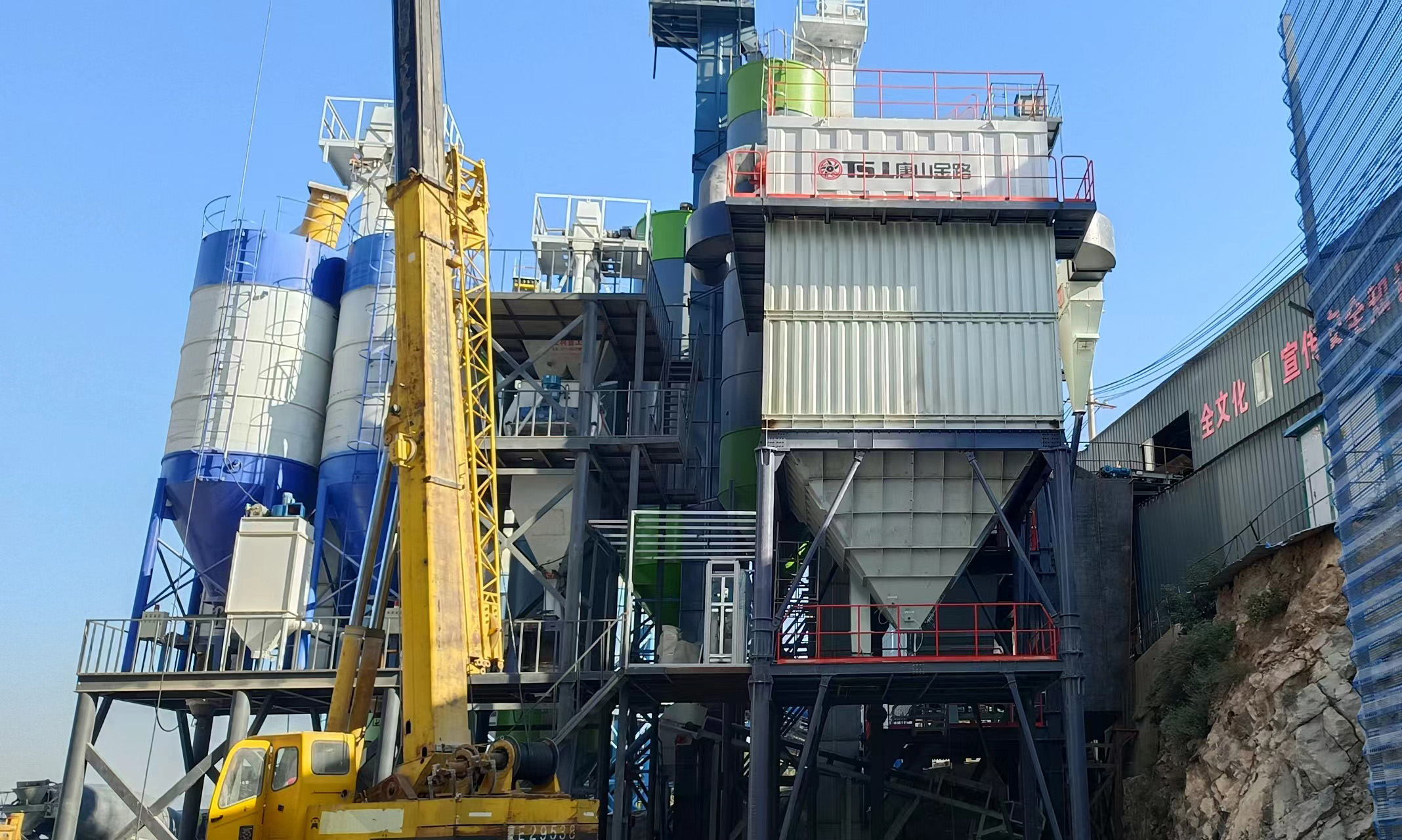 制砂樓的生產(chǎn)流程是怎樣的？與其他制砂生產(chǎn)線有何區(qū)別？